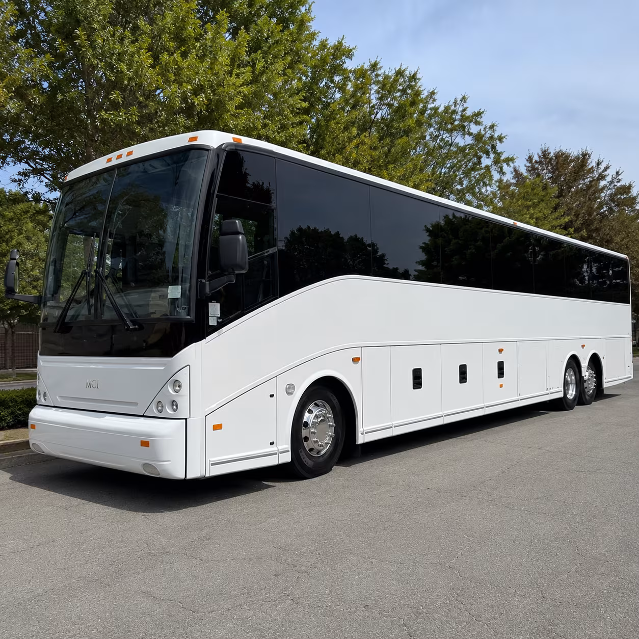 charter buses for corporate events and conference shuttles in tamarac
