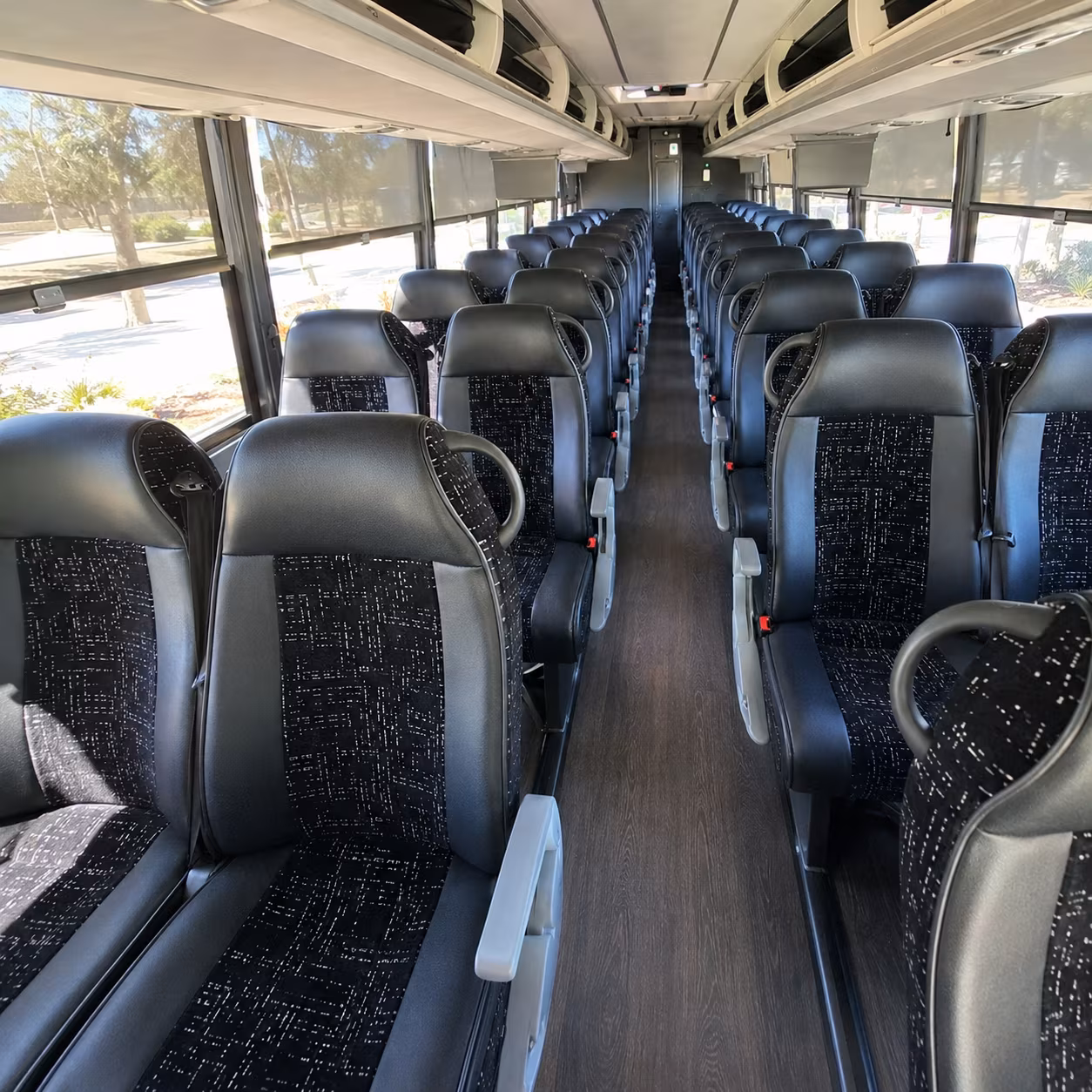 charter buses for museum and science center field trips near tamarac