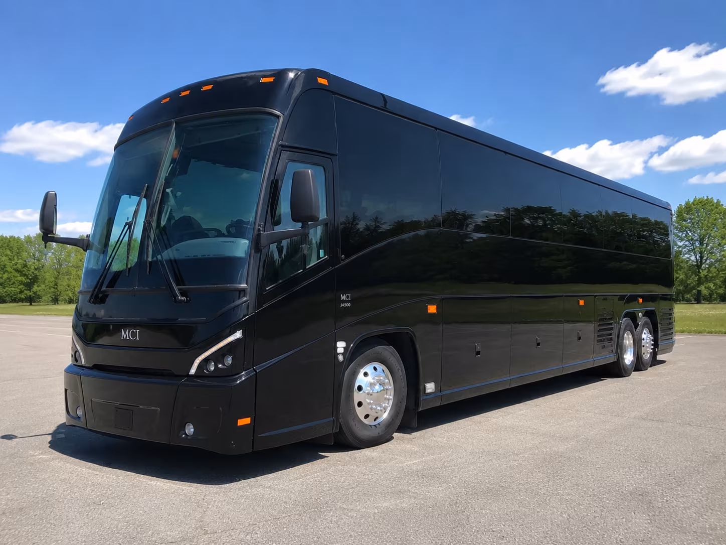 charter buses for tamarac church retreats and overnight trips