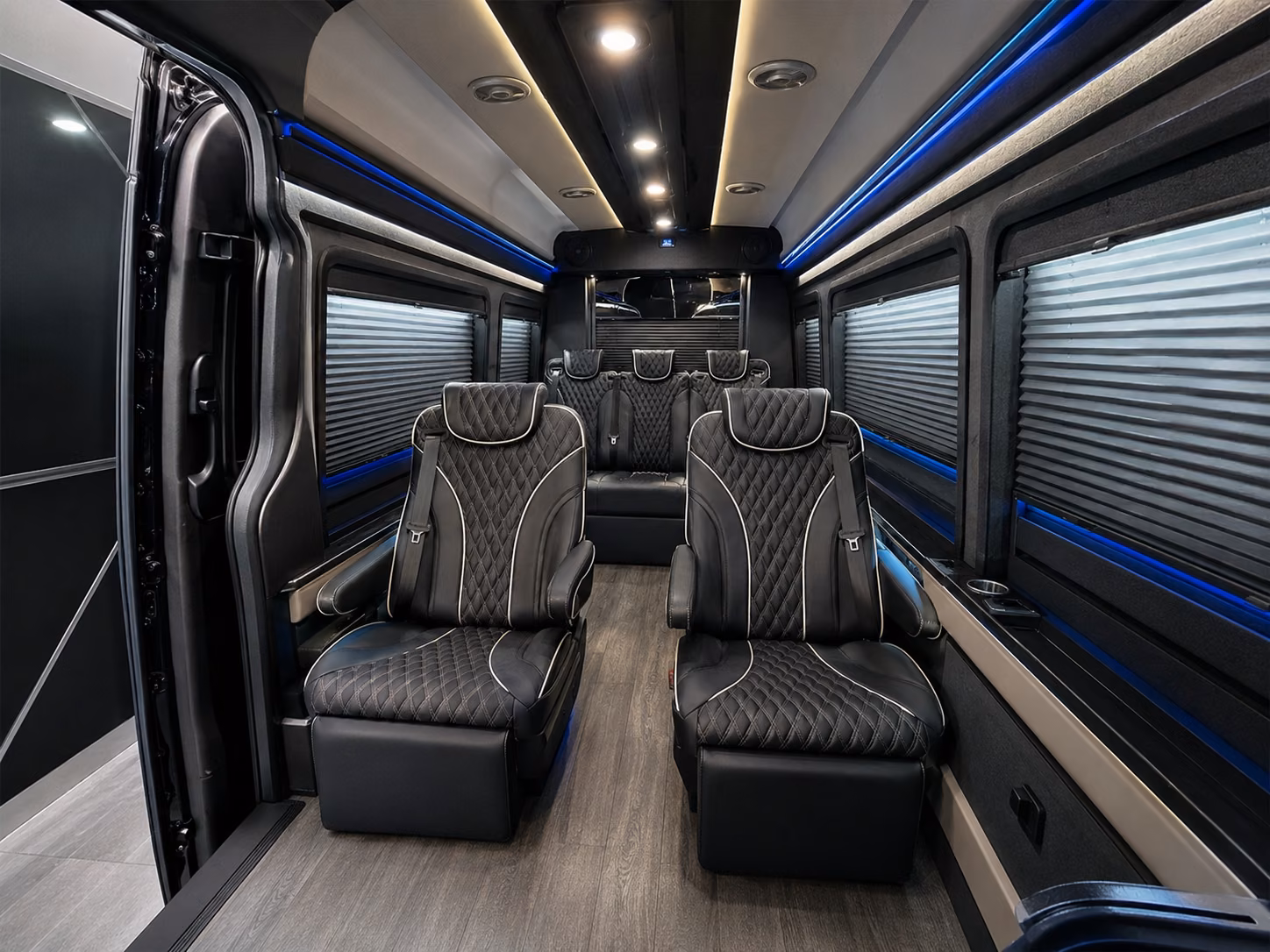 cruise transfer buses between tamarac and port everglades