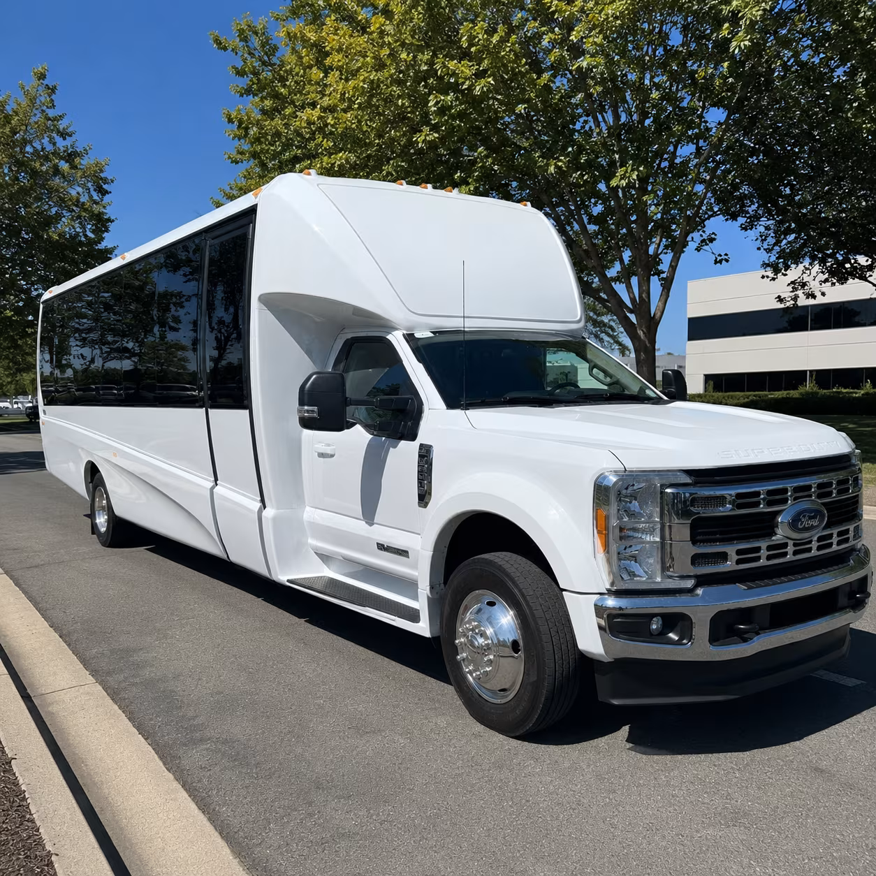 employee shuttle buses for tamarac companies and corporate parks