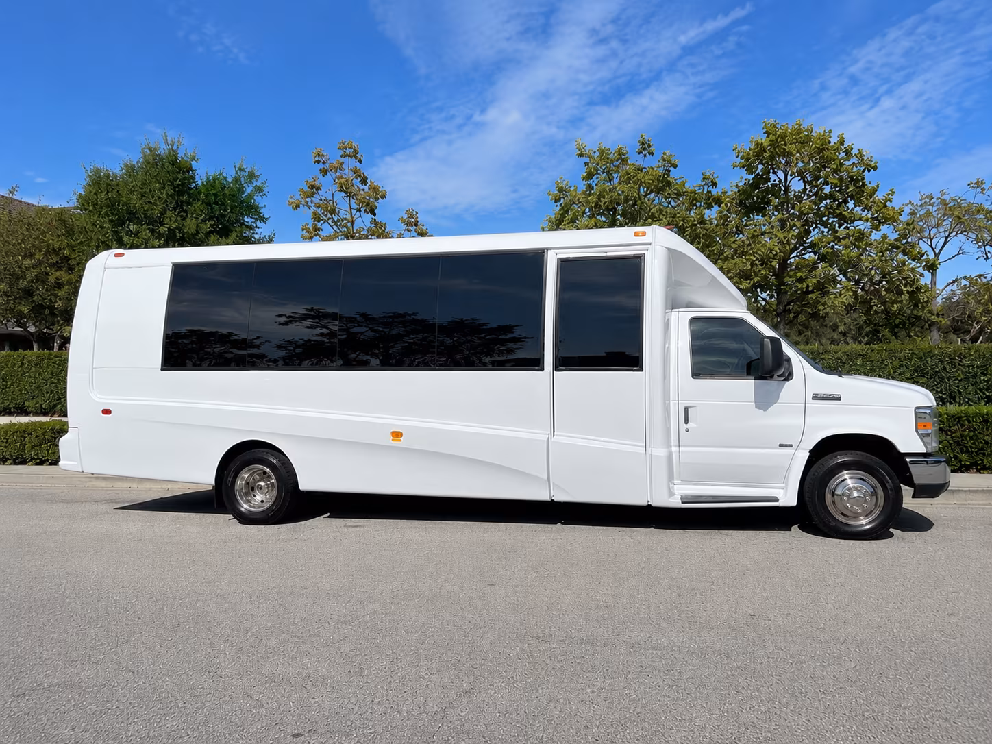 festival shuttle buses for ultra rolling loud and south florida music weekends