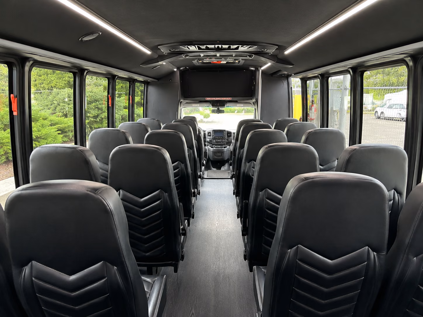 rent a minibus in tamarac for smaller prom groups