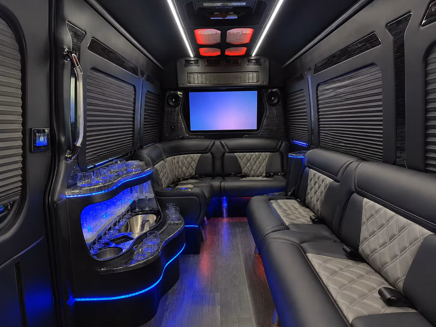tamarac 40 passenger party bus