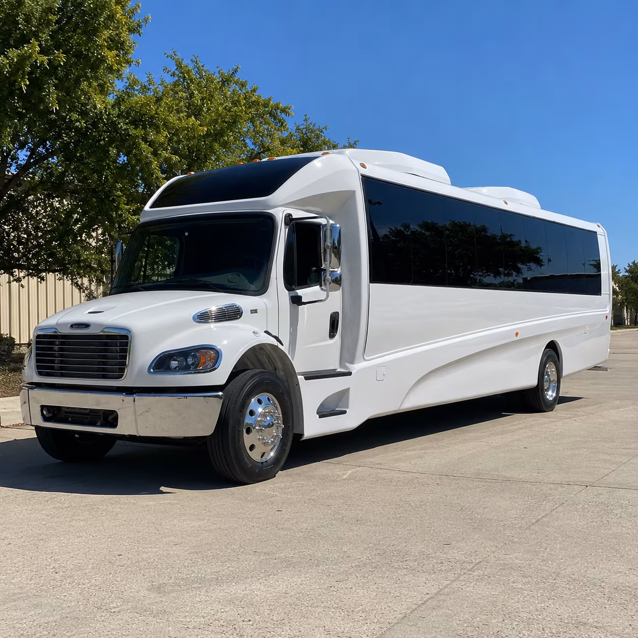 tamarac long distance bus rentals for school groups and educational trips